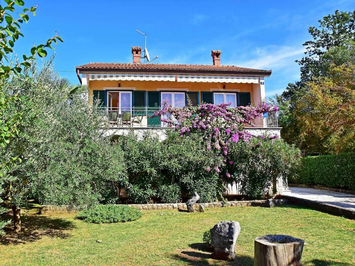 Jelka By Interhome Casa vacanze Njivice